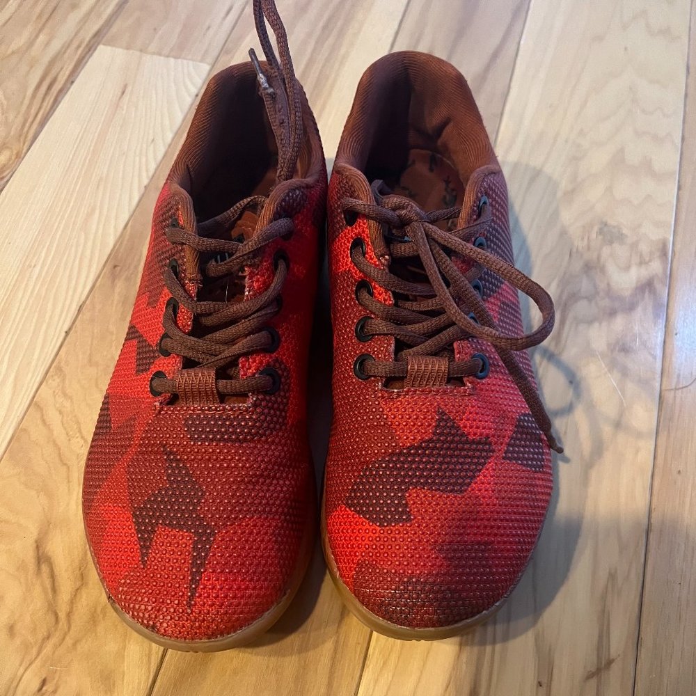 NOBULL Fire Camo Trainers (size 7 women's)